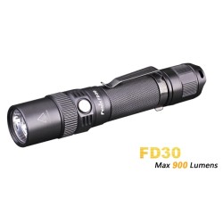 Fenix FD30 Adjustable Focus (Zoom) Tactical LED Flashlight (900 Lumens, 1x18650)