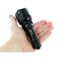 Nitecore P30 - Pocket Thrower 618mts Tactical LED Flashlight (1000 Lumens, 1x18650)