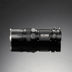 Nitecore SRT3 Defender - Everyday Carry Flashlight (EDC) (550 Lumens, 1xRCR123A/CR123A/AA)