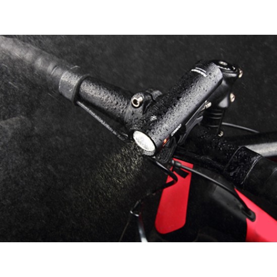 Ravemen CR800 USB Rechargeable Bicycle Light, High-Low Beam System and Remote Switch (800 Lumens, in-built battery)